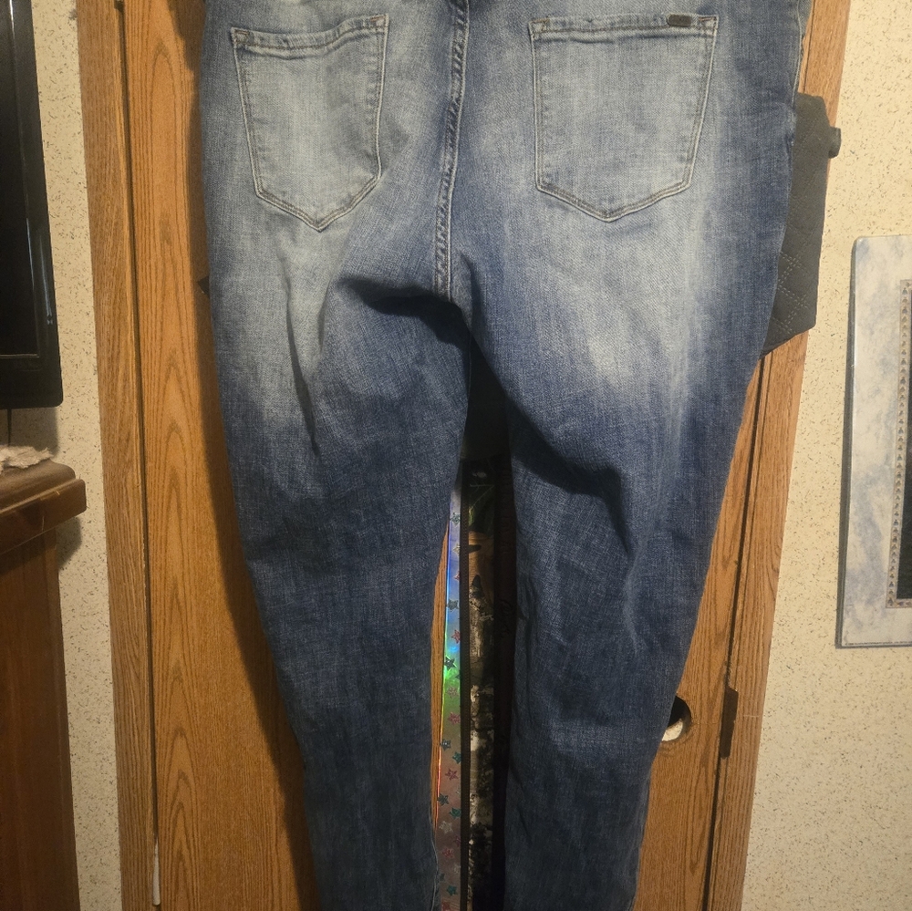 Jeans - Picture 2 of 2